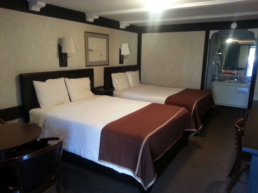 Spinnaker Inn Of Naples Vineyards Екстер'єр фото